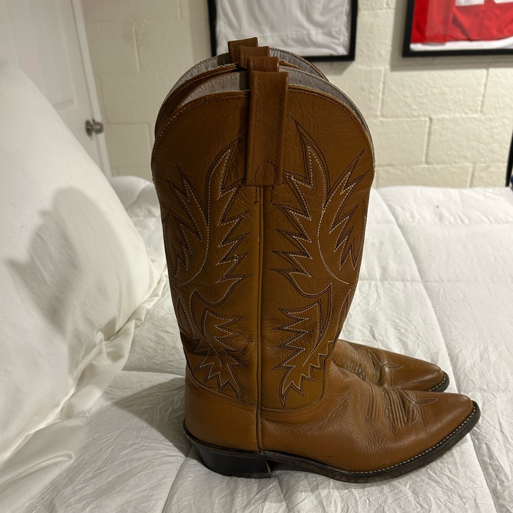 ACME Brown Leather Cowboy Boots Mens Size 8.